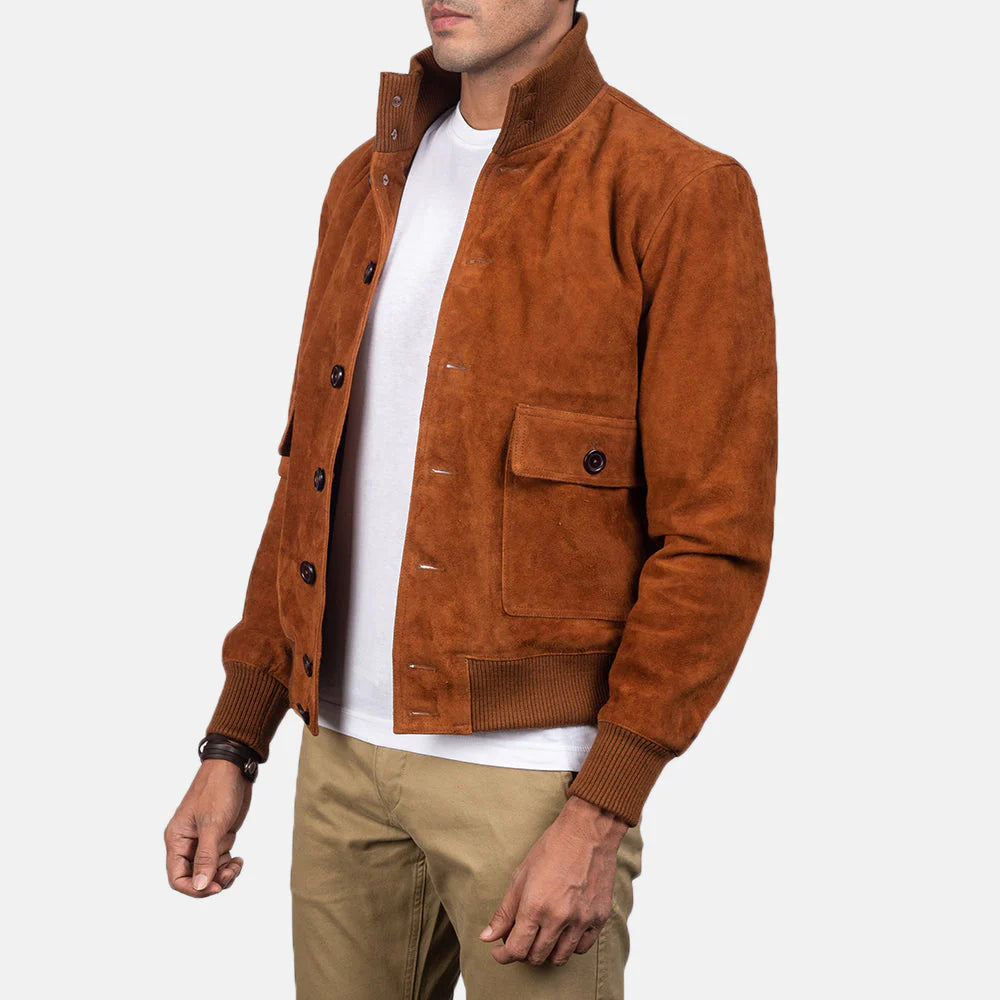Brown leather A-2 jacket. Aviator, vintage finish, shirt collar, ribbed hem.